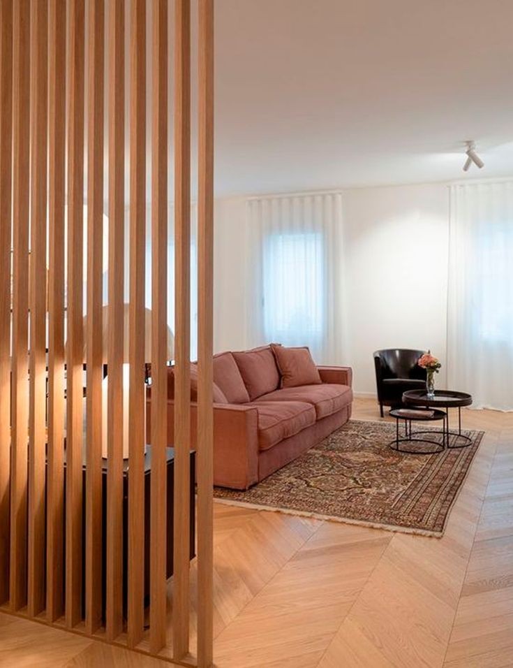 Viga Decorativa WPC – Estilo Madera, Resistencia Moderna